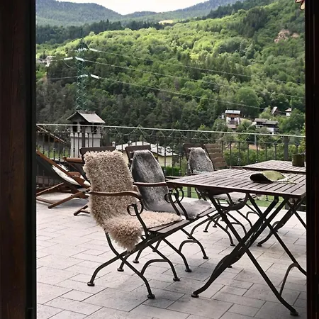 Agriturismo Au Jardin Fleuri Фермерский дом